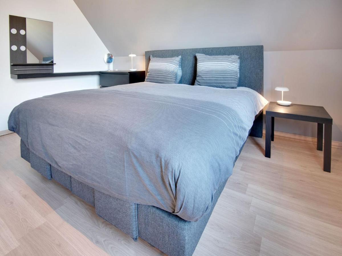 Modern Holiday Home In De Haan With Garden Bagian luar foto