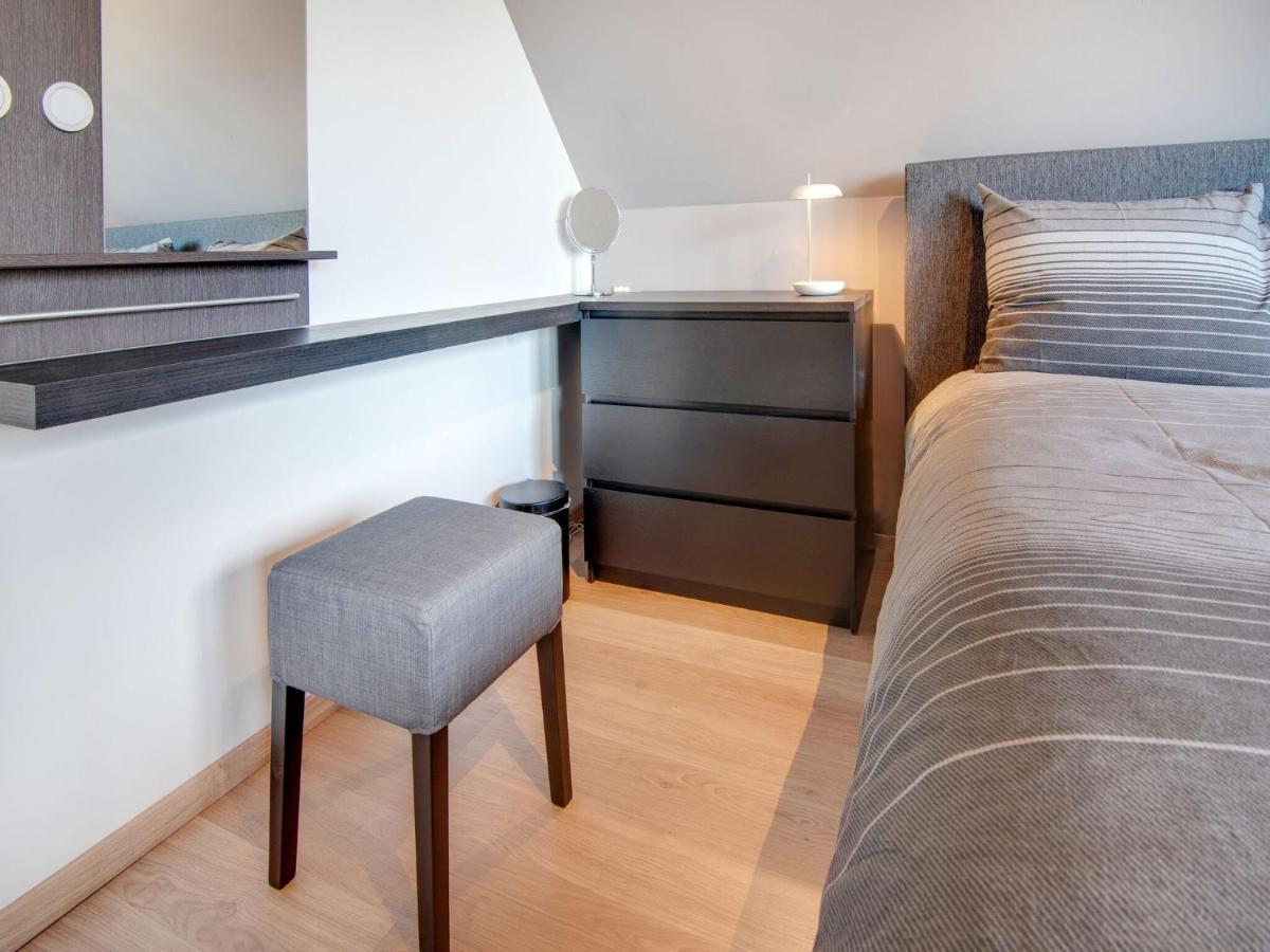Modern Holiday Home In De Haan With Garden Bagian luar foto