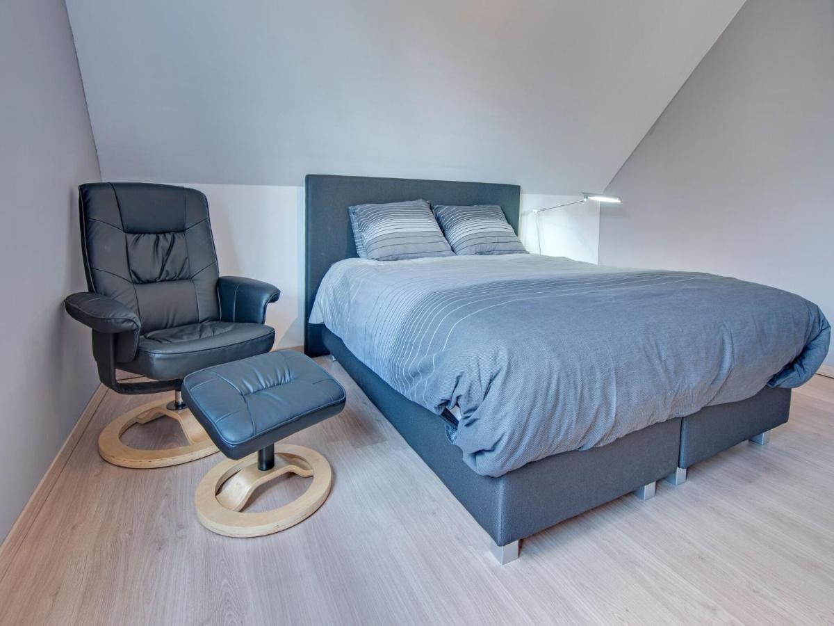 Modern Holiday Home In De Haan With Garden Bagian luar foto