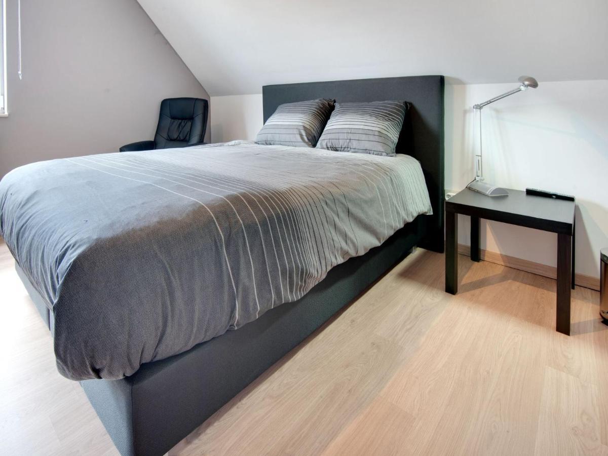 Modern Holiday Home In De Haan With Garden Bagian luar foto